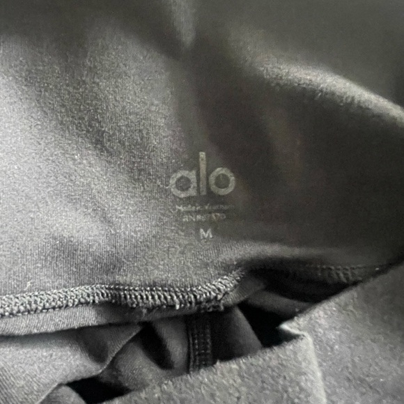 Alo leggings - Picture 3 of 3